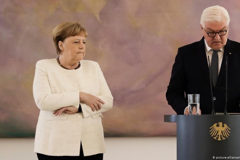 Kanselir Jerman Angela Merkel Kembali Terlihat Gemetar di Berlin