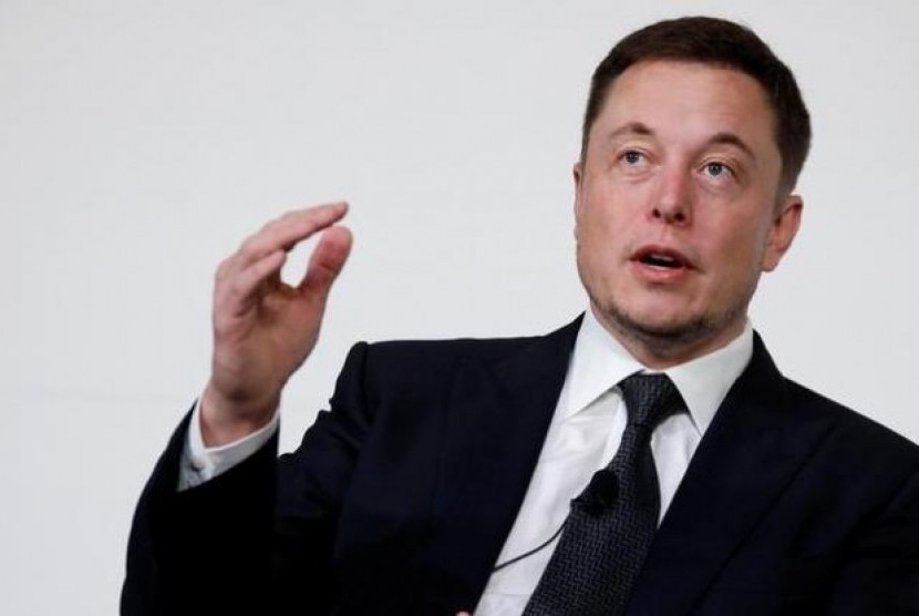 Bantu Orang Lumpuh, Elon Musk Ingin Pasang Chip di Otak Manusia. (FOTO: Reuters/Aaron P. Bernstein)