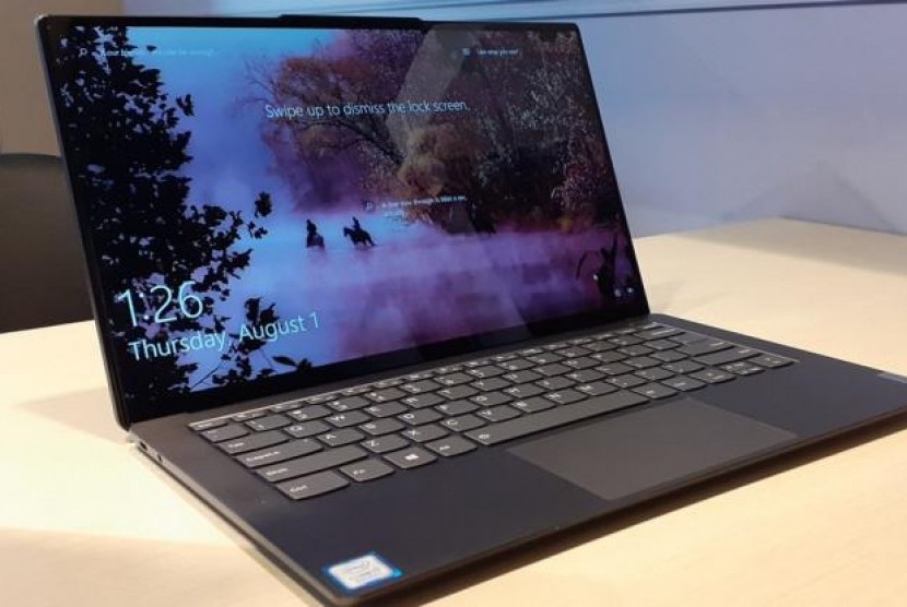 Lenovo Yoga S940 Meluncur, Laptop dengan Tenaga AI Basis Muka. (FOTO: Tanayastri Dini Isna)