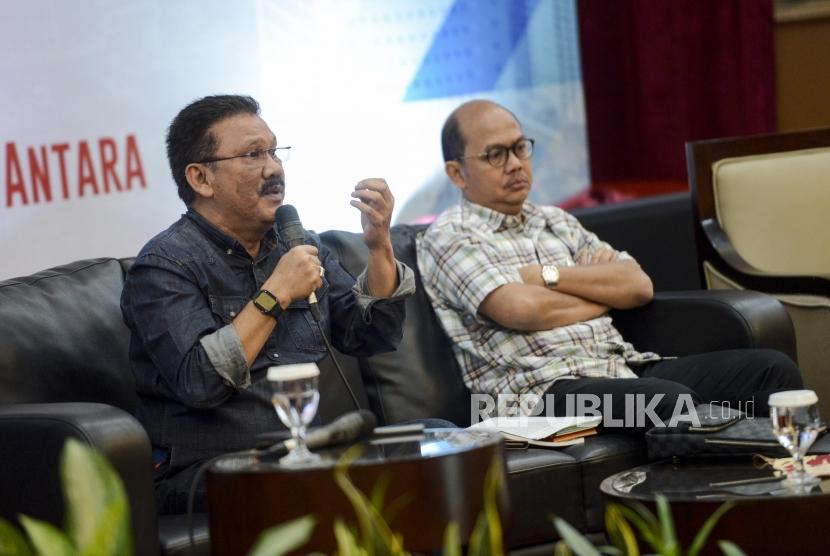 Pakar Digital Forensik Ungkap Modus Curi SIM Ilham Bintang. Anggota Dewan Kehormatan Forum Pemred Ilham Bintang (kiri).