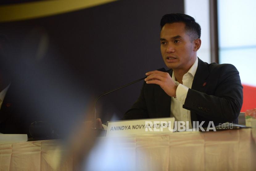 Presiden Direktur PT Visi Media Asia Tbk (VIVA) Anindya Novyan Bakrie saat mengikuti  Rapat Umum Pemegang Saham Tahunan (RUSPT) di Jakarta, Rabu (29/5).