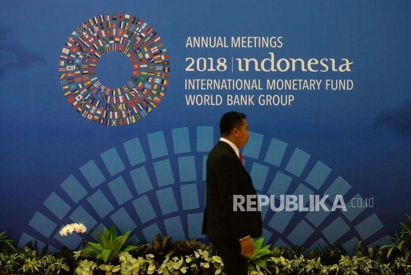  Peserta menghadiri pleno Pertemuan Tahunan IMF - Bank Dunia Grup pada 2018 lalu di Nusa Dua, Bali. ilustrasi