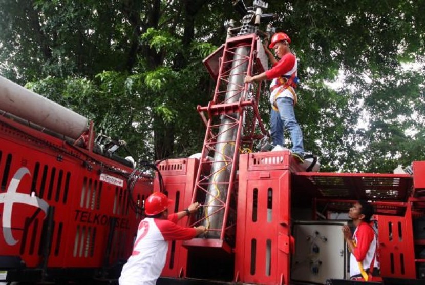 Sempat Lumpuh, 90% Layanan Telepon dan SMS Telkomsel di Papua Pulih. (FOTO: Telkomsel)