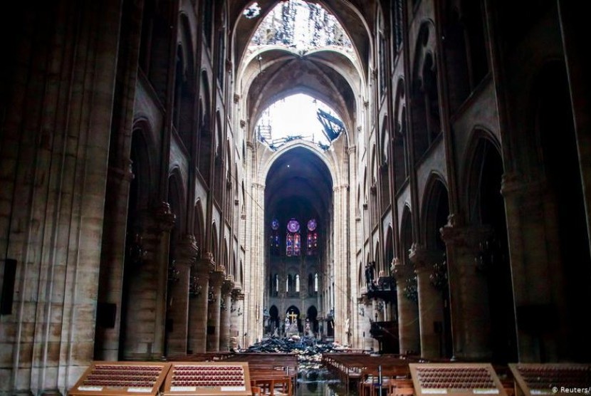 Miliarder Prancis Sumbang Ratusan Juta Untuk Perbaikan Notre Dame