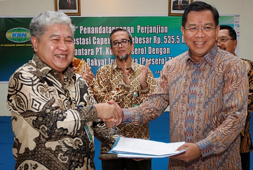 Direktur Utama PT Kawasan Berikat Nusantara (Persero)/KBN  Sattar Taba (kiri) menyatakan Laba KBN Semester Pertama 2020 mencapai Rp 117,81 miliar meningkat dari tahun sebelumnya Rp 92,6 miliar