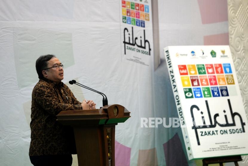 Peluncuran Buku Fikih Zakat on SDGs. Kepala Bappenas Bambang Brodjonegoro memberikan sambutan pada peluncuran Buku Fikih Zakat on SDGs di Bappenas, Jakarta, Senin (30/7).