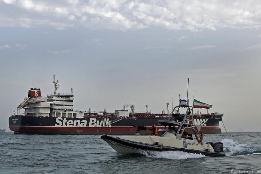 Tankernya Ditahan Iran, Kabinet Keamanan Inggris COBRA Gelar Rapat Darurat