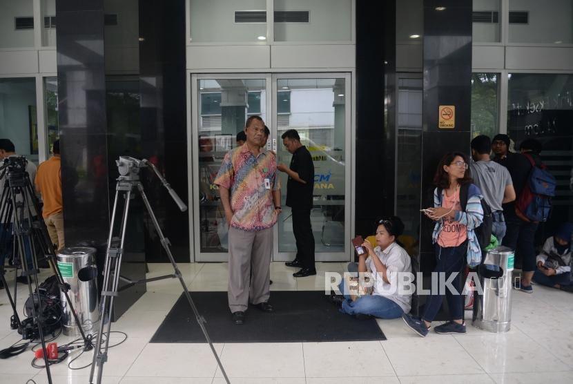 Suasana tempat Setya Novanto yang sedang dilakukan pemeriksaan dan perawatan di Klinik Eksekutif, RSCM Kencana, Jakarta, Jumat (17/11).