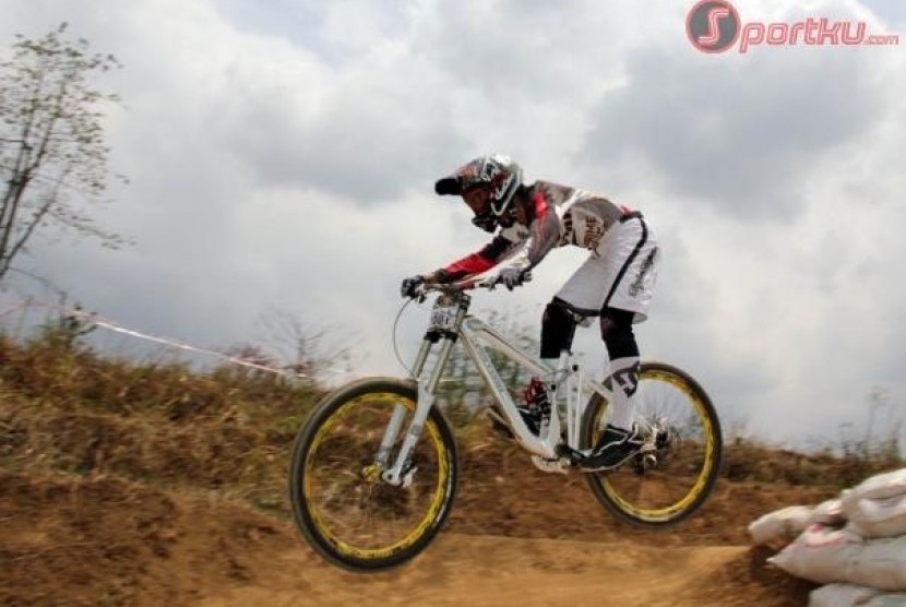 Rumor Jadwal Kejuaraan Downhill Indonesia 2013