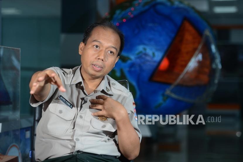 Kepala Pusat Data dan Humas Badan Nasional Penanggulangan Bencana (BNPB) - Sutopo Purwo Nugroho