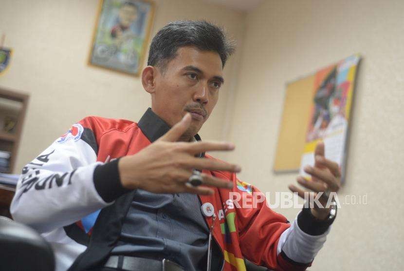 Deputi Bidang Pengembangan Pemuda Asrorun Niam  melakukan sesi wawancara bersama Rerpublika, Kamis di Kantor Kementria Pemuda dan Olahraga, Jakarta kamis (16/8).