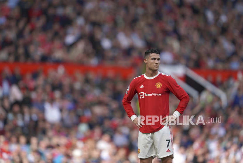 Superstar Manchester United Cristiano Ronaldo telah menetapkan target mencetak gol berikutnya dalam pertandingan Liga Primer Inggris yang akan datang melawan rival Liverpool di Anfield pada Rabu (20/4/2022).