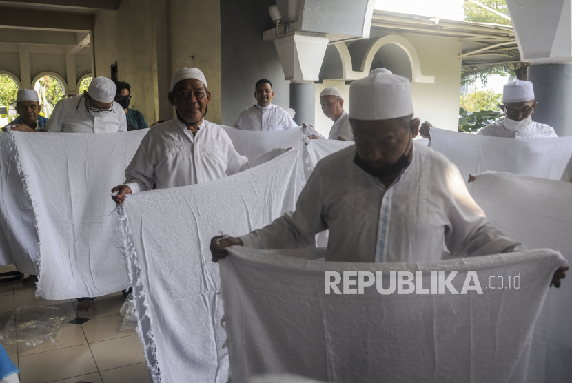 Manasik haji. 508 Calon Jamaah Haji Kota Malang Siap Berangkat