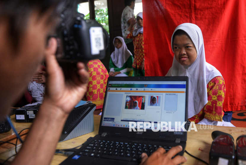 Jemput Bola Layanan e-KTP untuk Pelajar Penyandang Disabilitas