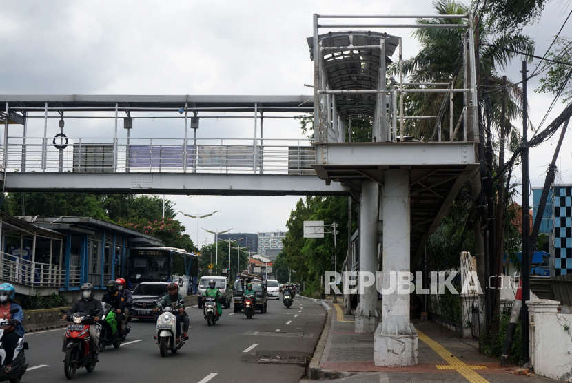 Jalan Otista Raya (ilustrasi). Arus lalu lintas di Jalan Otista Raya, Jakarta Timur, kembali normal dan dapat dilalui oleh kendaraan seperti biasa pada Jumat (29/8/2025). 