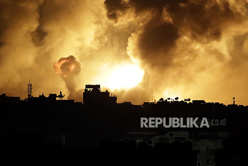 Serangan udara di Gaza oleh pasukan Israel tidak berhenti dalam tiga pekan terakhir.