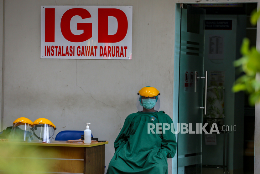Seluruh rumah sakit rujukan untuk pasien Covid-19 di Surabaya Raya sudah overload atau melebihi kapasitas. Ilustrasi.