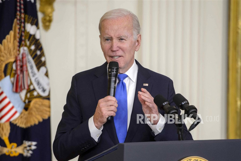 Presiden Amerika Serikat (AS) Joe Biden mengatakan ia tidak melihat ekonomi AS akan jatuh ke jurang resesi baik pada tahun ini maupun tahun depan.