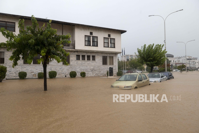 Sejumlah rumah di Jalur Gaza terendam banjir karena Badai Daniel 