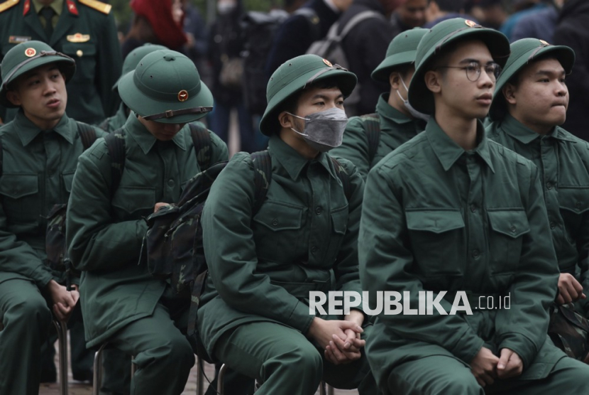 Vietnam Lakukan Penghematan Ekstrem: Pangkas Kementerian dan PHK PNS