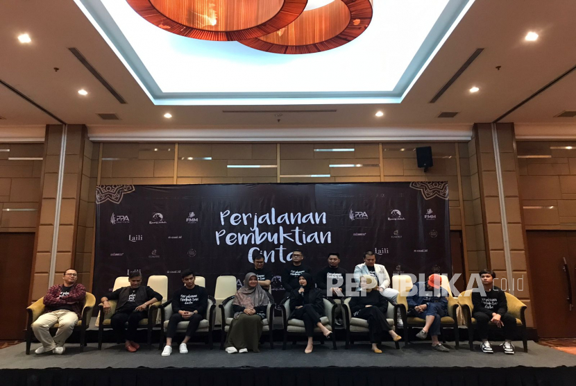 Konferensi pers film Perjalanan Pembuktian Cinta di Jakarta. 