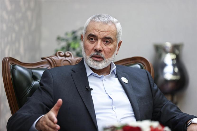 Kepala Hamas Ismail Haniyeh pada Sabtu (15/5) mengatakan kelompok itu berulang kali memperingatkan Israel untuk tidak menargetkan Masjid al-Aqsa.