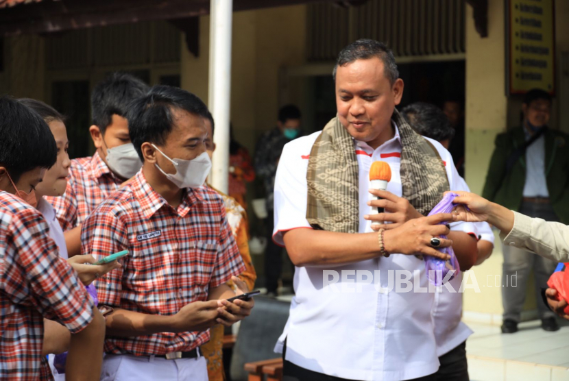 Pelaksana Tugas (Plt) Wali Kota Bekasi Tri Adhianto Tjahyono. 