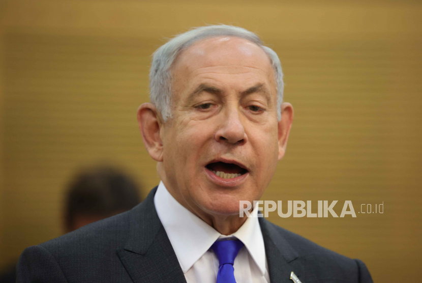 Perdana Menteri Israel Benjamin Netanyahu. Pimpinan Mahkamah Agung Israel mengatakan rencana reformasi yudisial yang diusulkan pemerintah Perdana Menteri Benjamin Netanyahu akan menghancurkan sistem peradilan dan merusak demokrasi Israel.