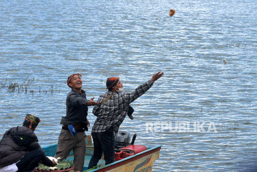 Kementerian Pekerjaan Umum (PU) telah menyelesaikan pembangunan dua embung sebagai infrastruktur tampungan air irigasi di kawasan Dataran Tinggi Dieng, Kabupaten Wonosobo, Jawa Tengah.