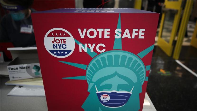 Menurut situs United States Elections project, hampir 160 juta warga Amerika memberikan suara mereka - Anadolu Agency