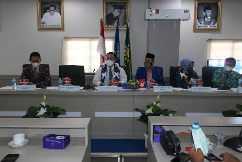 Tiga Disrupsi Besar Menurut Ketua Umum ICMI - Suara Muhammadiyah