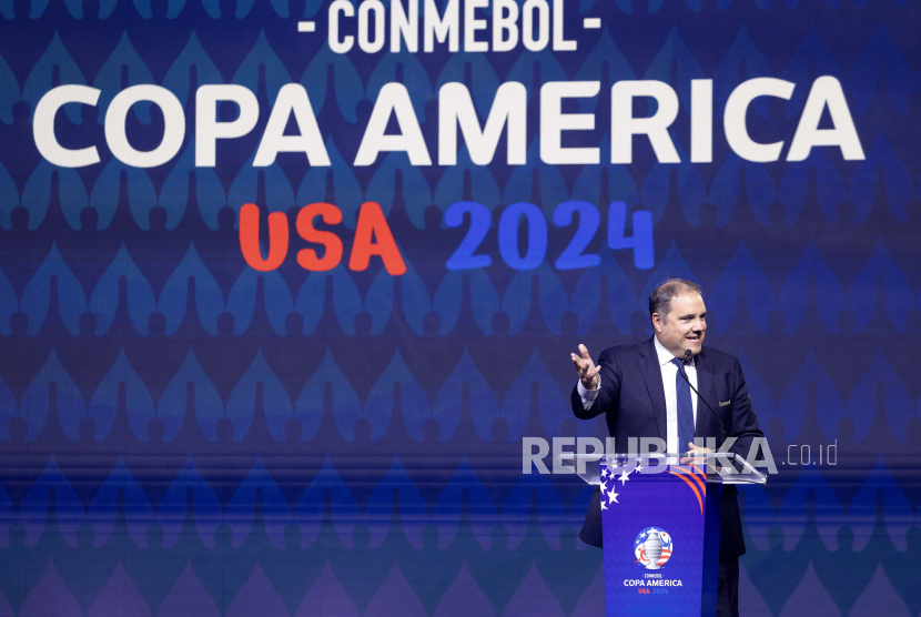 President CONCACAF Victor Montagliani berbicara dalam acara undian Copa America 2024 Miami, Florida, Jumat (8/12/2023) WIB.