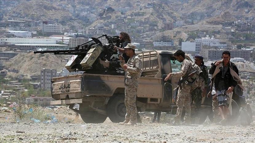 Pemerintah Yaman menuduh kelompok pemberontak Houthi menolak semua tawaran untuk memperpanjang gencatan senjata yang ditengahi oleh PBB.