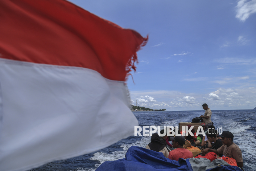 Potret Transportasi Laut Penghubung Pulau Terluar di Maluku Utara