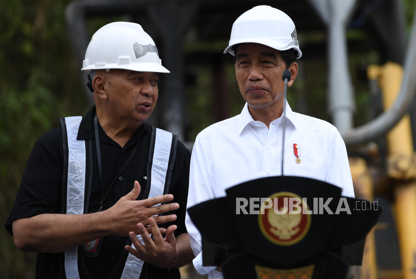 Presiden Joko Widodo saat groundbreaking Hotel Vasanta di kawasan Ibu Kota Nusantara (IKN), Penajam Paser Utara, Kalimantan Timur, Sabtu (23/9/2023). 