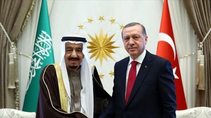 Presiden Turki Recep Tayyip Erdogan dan Raja Saudi Salman bin Abdelaziz