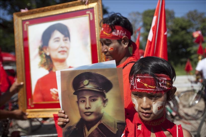 Pemimpin de facto Myanmar, Aung San Suu Kyi, menegaskan partainya Liga Nasional untuk Demokrasi (NLD), akan tetap eksis meskipun rezim kudeta membubarkannya.