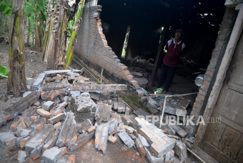 Kerusakan bangunan rumah warga imbas gempa (ilustrasi).