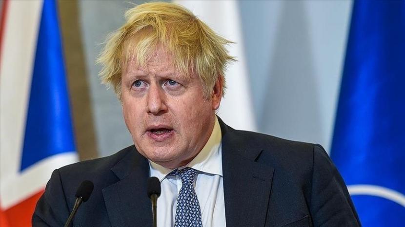 Perdana Menteri Inggris Boris Johnson mengaku khawatir Presiden Rusia Vladimir Putin kemungkinan menggunakan senjata kimia di Ukraina.