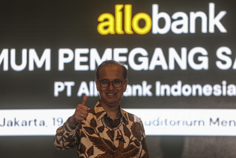 Direktur Utama Allo Bank Indra Utoyo dicegah KPK keluar negeri.