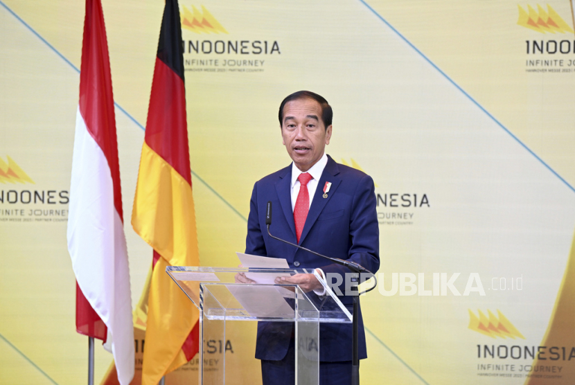 Presiden Joko Widodo (Jokowi) mengajak Jerman untuk terus menjalin kemitraan bisnis yang saling menguntungkan. Dia menekankan, kemitraan bisnis kedua negara telah lama terjalin sejak abad ke-18.