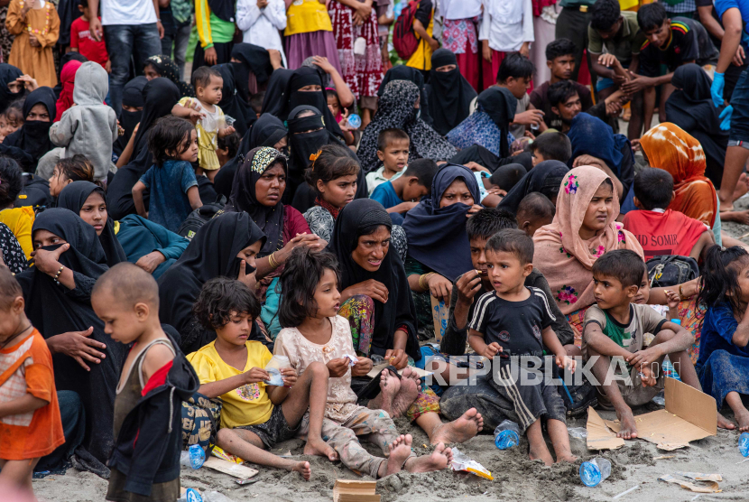 Masyarakat Kabupaten Bireuen dan Aceh Utara provinsi Aceh menolak kedatangan kembali para imigran Rohingya ke wilayah mereka.