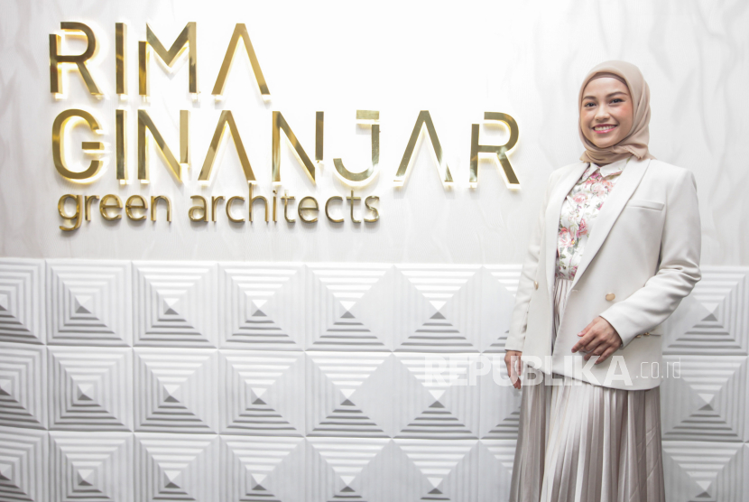 CEO of Rima Ginanjar Architects, Rima Ginanjar saat wawancara khusus bersama Republika di Jakarta, Selasa (19/3/2024).