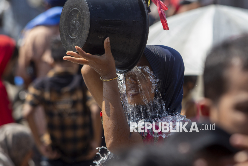 Ekoteologi, YBM BRILiaN Hadirkan Akses Air Bersih di Kampung Zakat