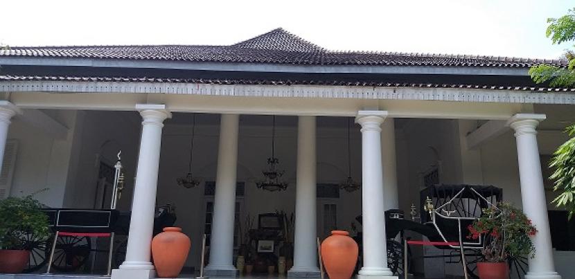  Menelisik Asal-usul Kata 'Purwakarta'