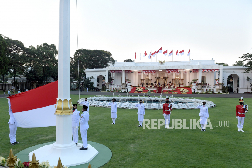 Upacara HUT RI di Istana Presiden Jakarta. Sekretariat Presiden membuka kesempatan warga hadiri Upaca HUT ke-77 RI 