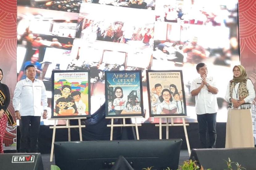 Pemkot Semarang Luncurkan Antologi Cerpen Bertema 'Kampungku dan Kota Semarang'