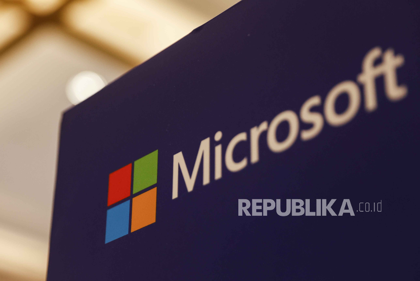 Logo Microsoft saat acara Microsoft Build: AI Day di Jakarta, Indonesia, 30 April 2024.