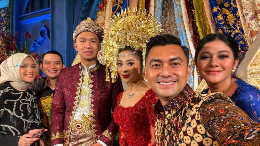 Deretan Artis Hadiri Acara Pernikahan Nikita Willy-Indra Priawan
