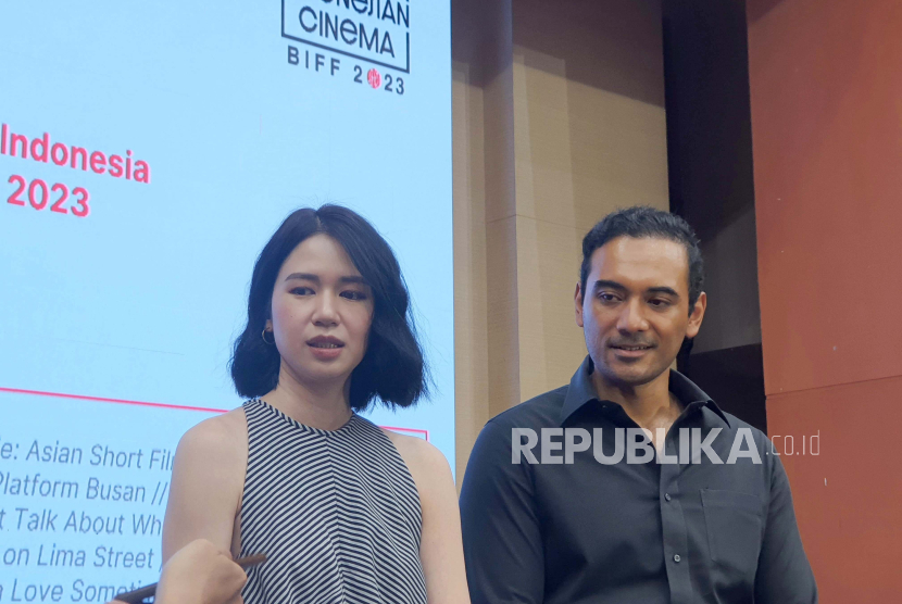 Aktris Laura Basuki dan aktor Ario Bayu saat ditemui di konferensi pers BIFF, Senin (2/10/2023). 